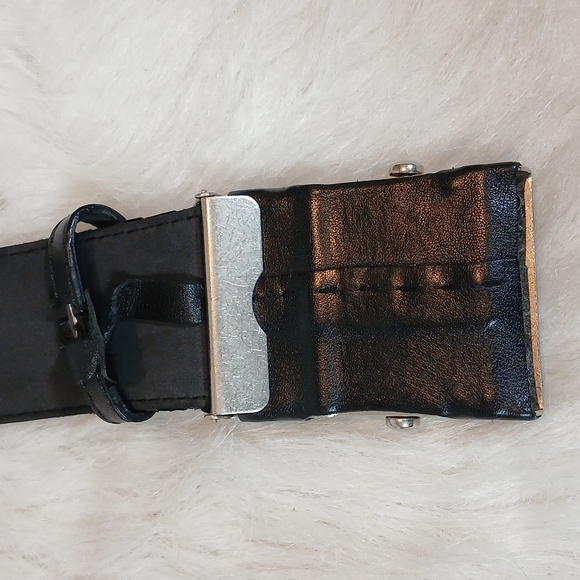 Pierre Cardin Black Leather Belt With Leather Covered Buckle Men Aprox: 50" - Picture 7 of 7